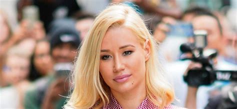 Iggy Azalea drops racy pic in lingerie to mark her debut on OnlyFans